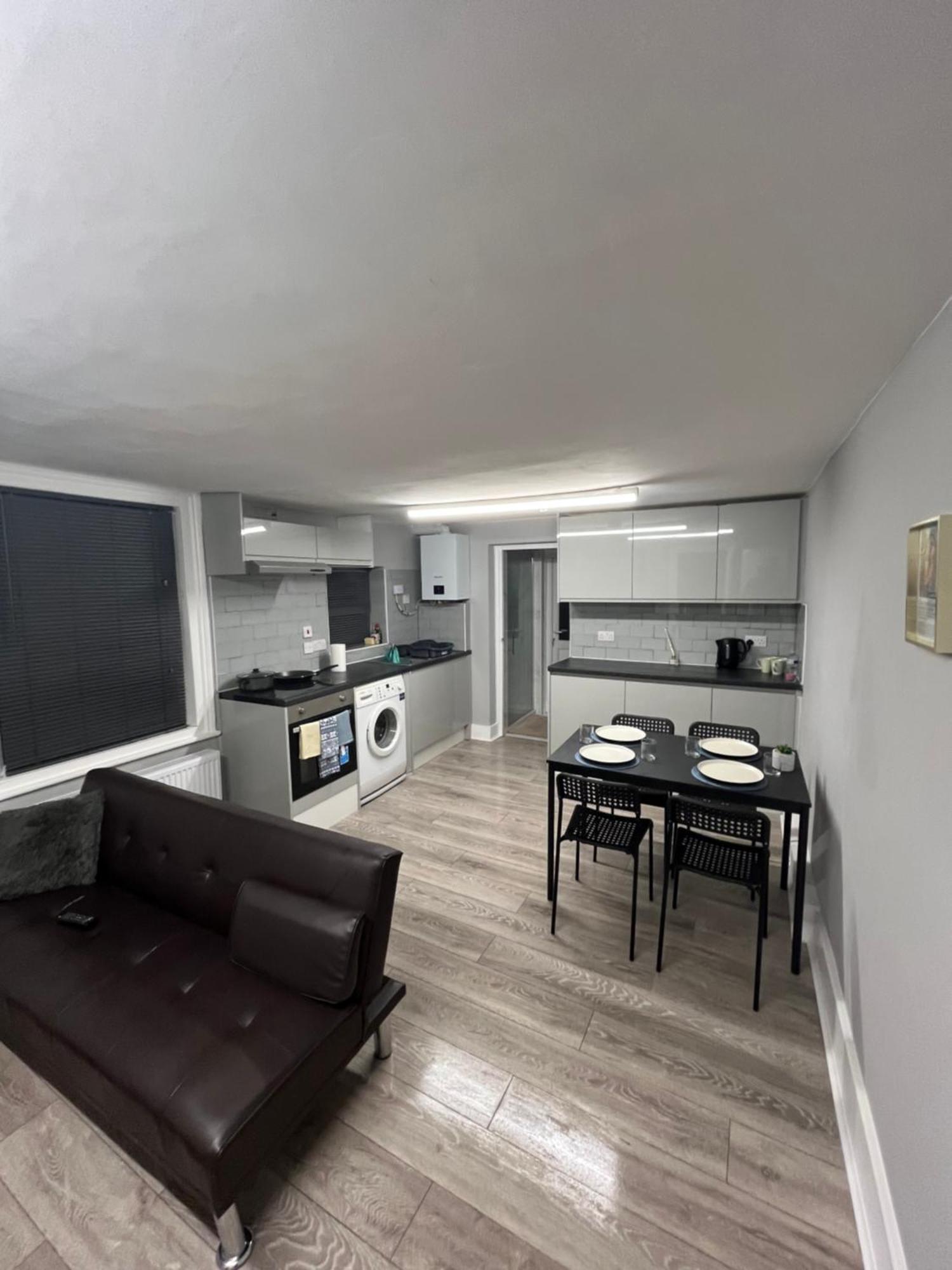 Super Central 2 Bed Flat London Eksteriør bilde